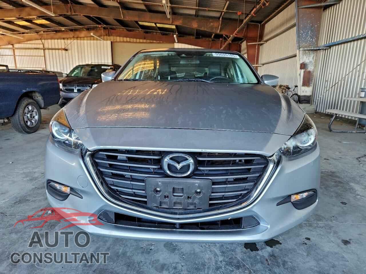 MAZDA 3 2017 - 3MZBN1L76HM155019