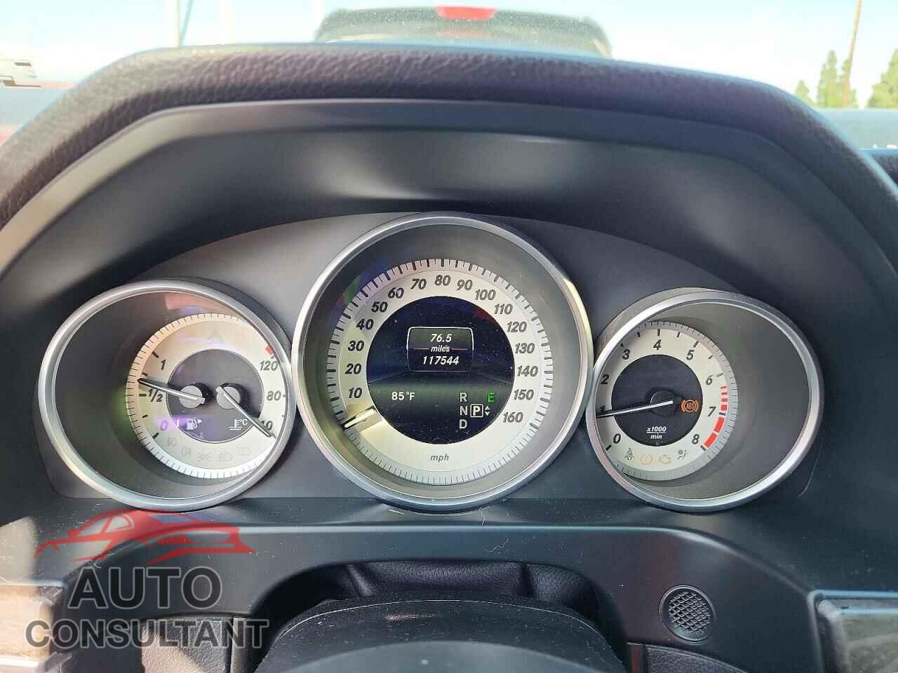 MERCEDES-BENZ E-CLASS 2015 - WDDHF5KB4FB089880