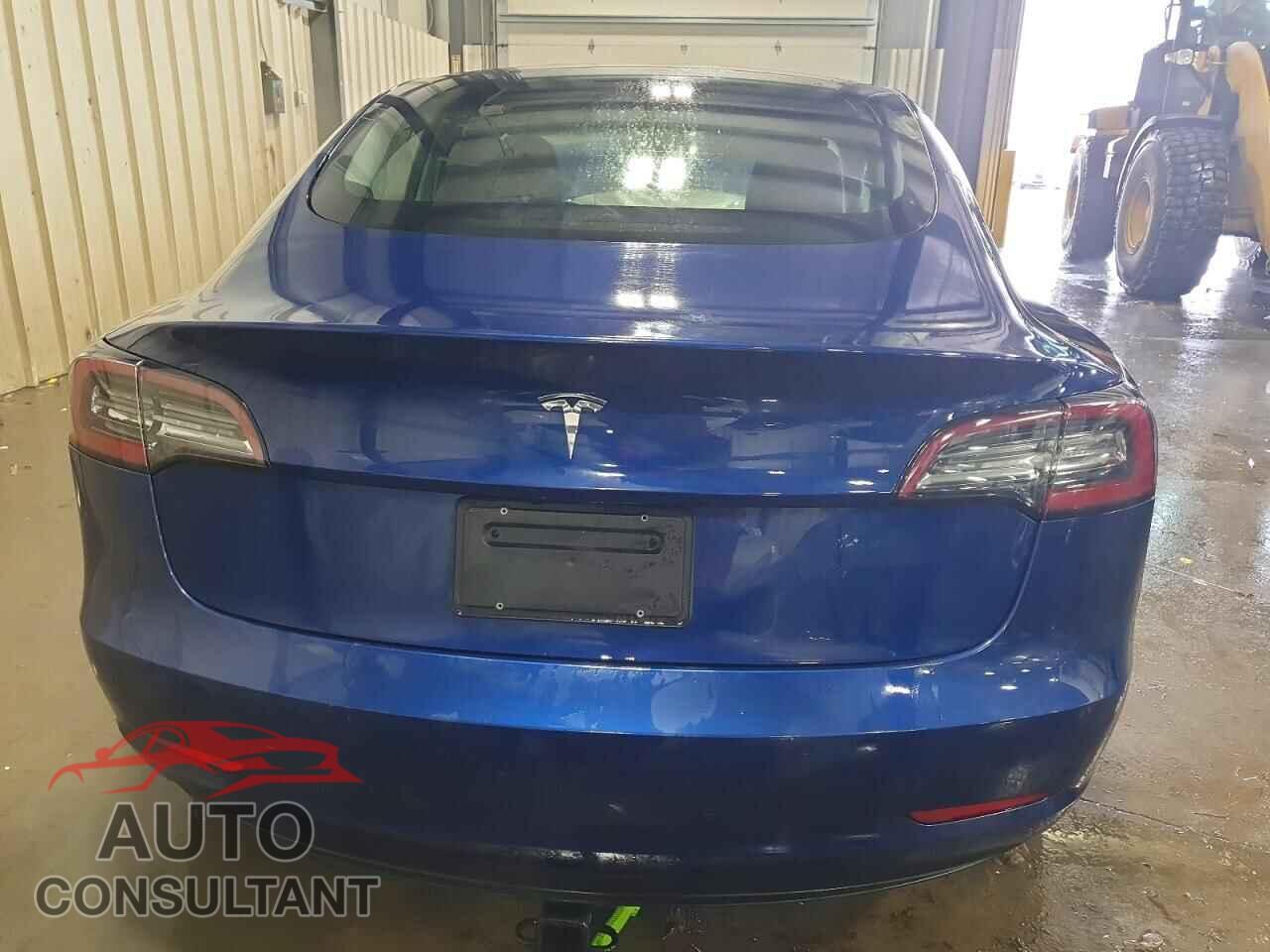 TESLA MODEL 3 2021 - 5YJ3E1EA4MF051773