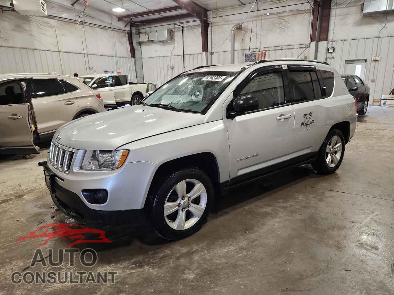 JEEP COMPASS 2011 - 1J4NF1FB9BD281711