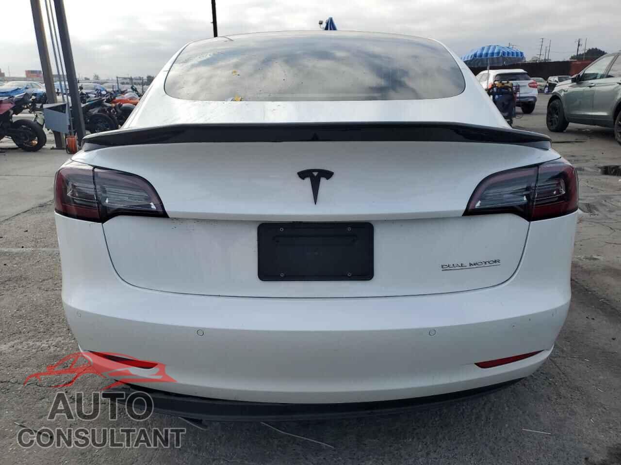 TESLA MODEL 3 2020 - 5YJ3E1EC0LF602328