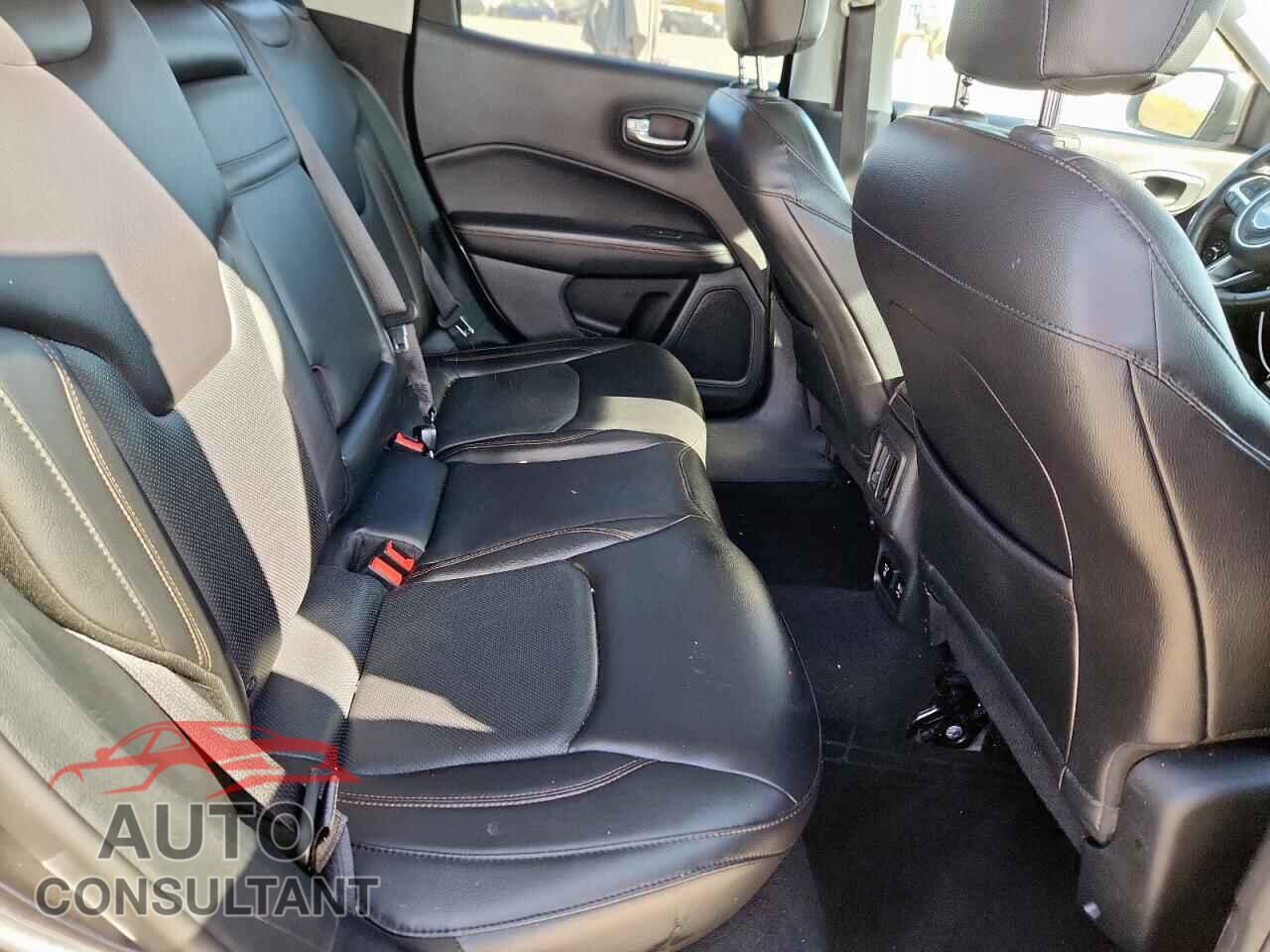 JEEP COMPASS 2017 - 3C4NJDCB8HT624408