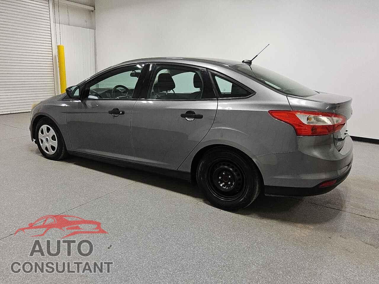 FORD FOCUS 2014 - 1FADP3E29EL374773