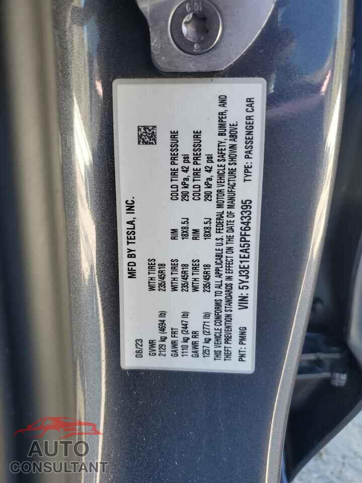 TESLA MODEL 3 2023 - 5YJ3E1EA5PF643395
