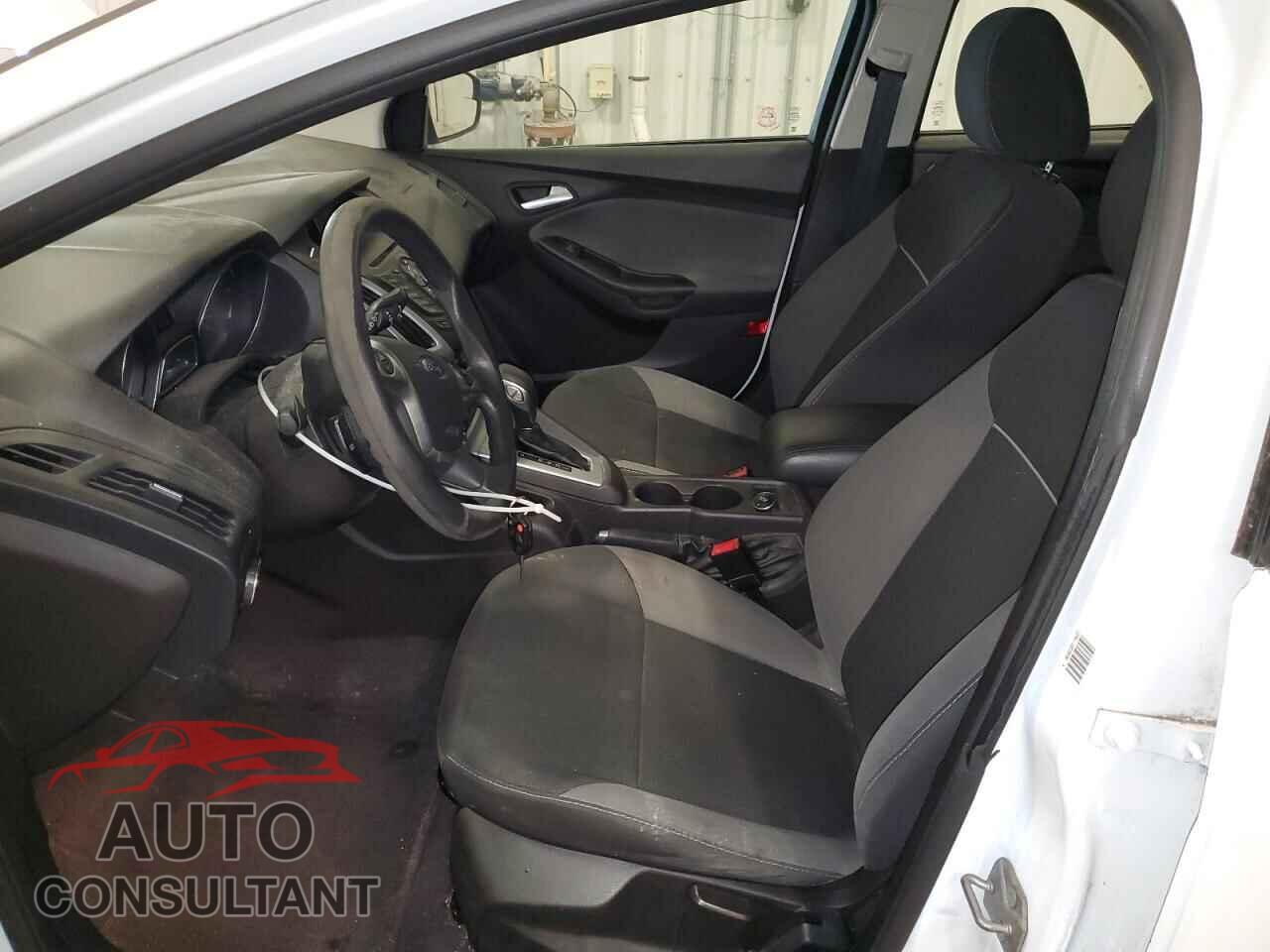 FORD FOCUS 2013 - 1FADP3K26DL341118