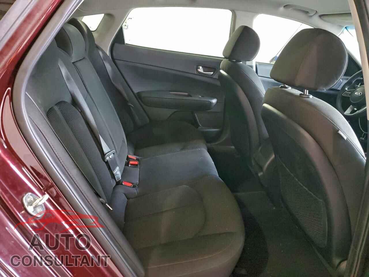 KIA OPTIMA 2020 - 5XXGT4L32LG383221