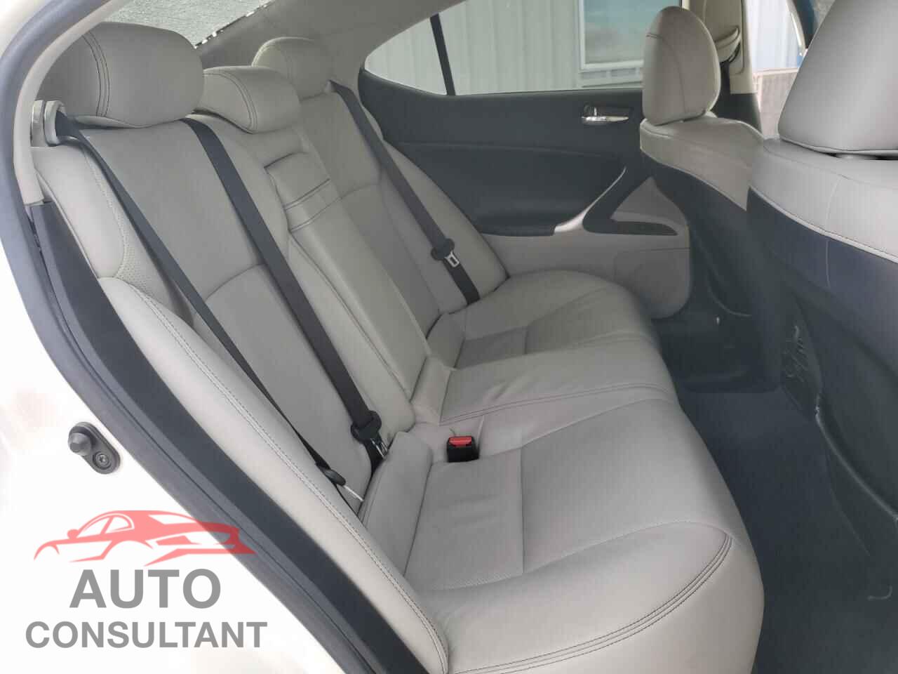 LEXUS IS 2010 - JTHBF5C29A5107360