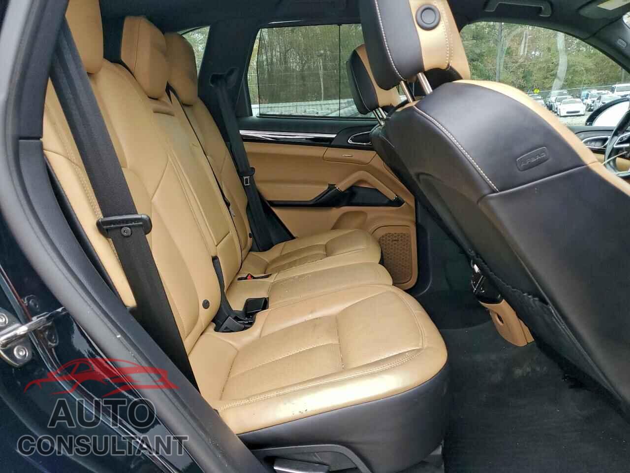 PORSCHE CAYENNE 2017 - WP1AB2A28HLA52012