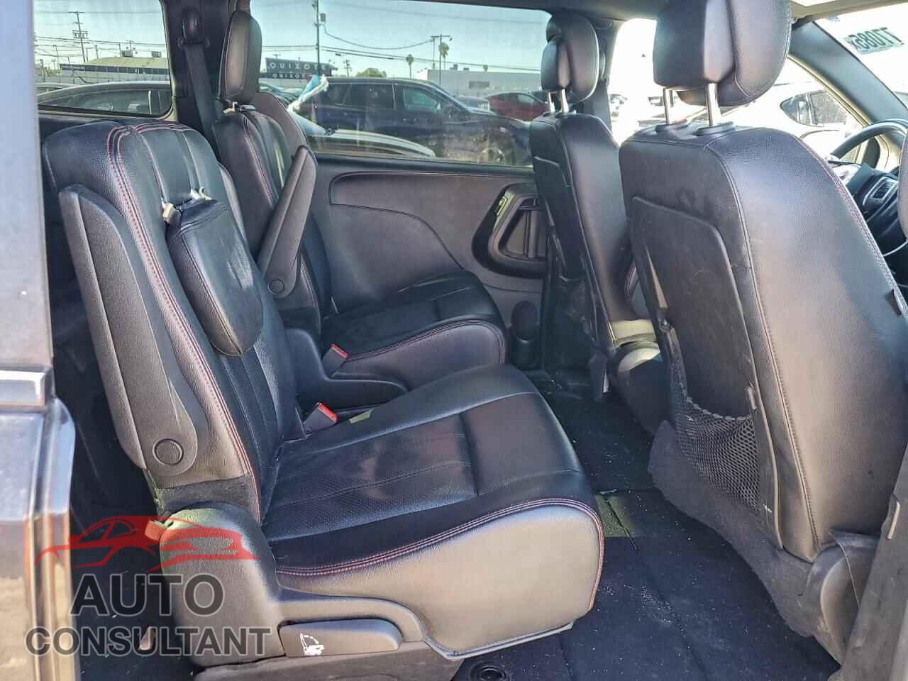 DODGE CARAVAN 2016 - 2C4RDGEG1GR324357