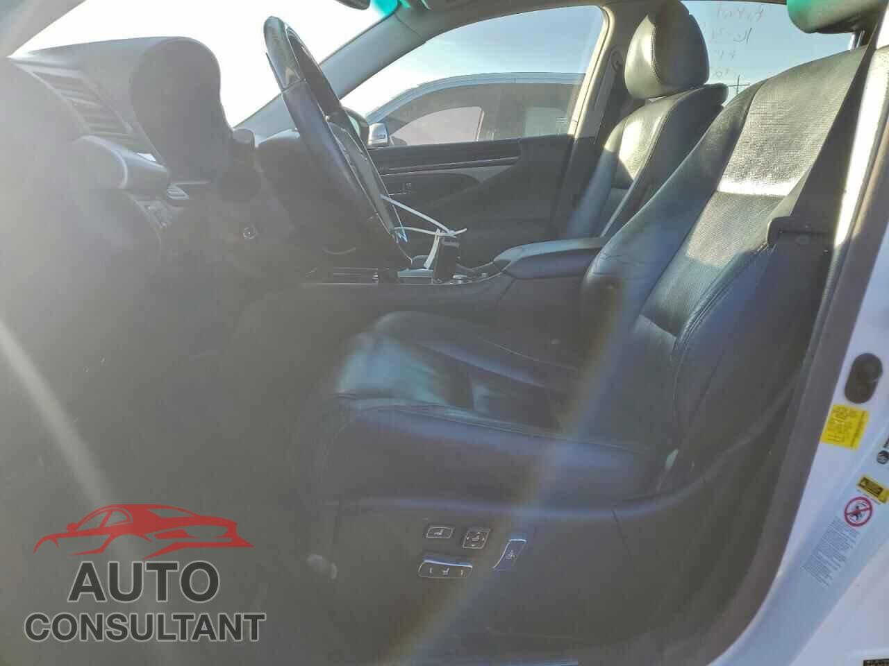 LEXUS LS460 2014 - JTHBL5EF8E5131082