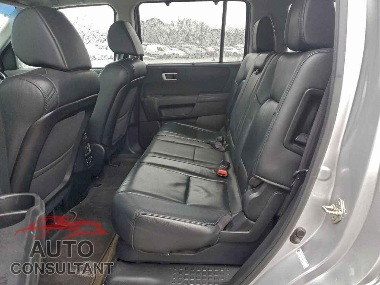 HONDA PILOT 2014 - 5FNYF3H92EB013203