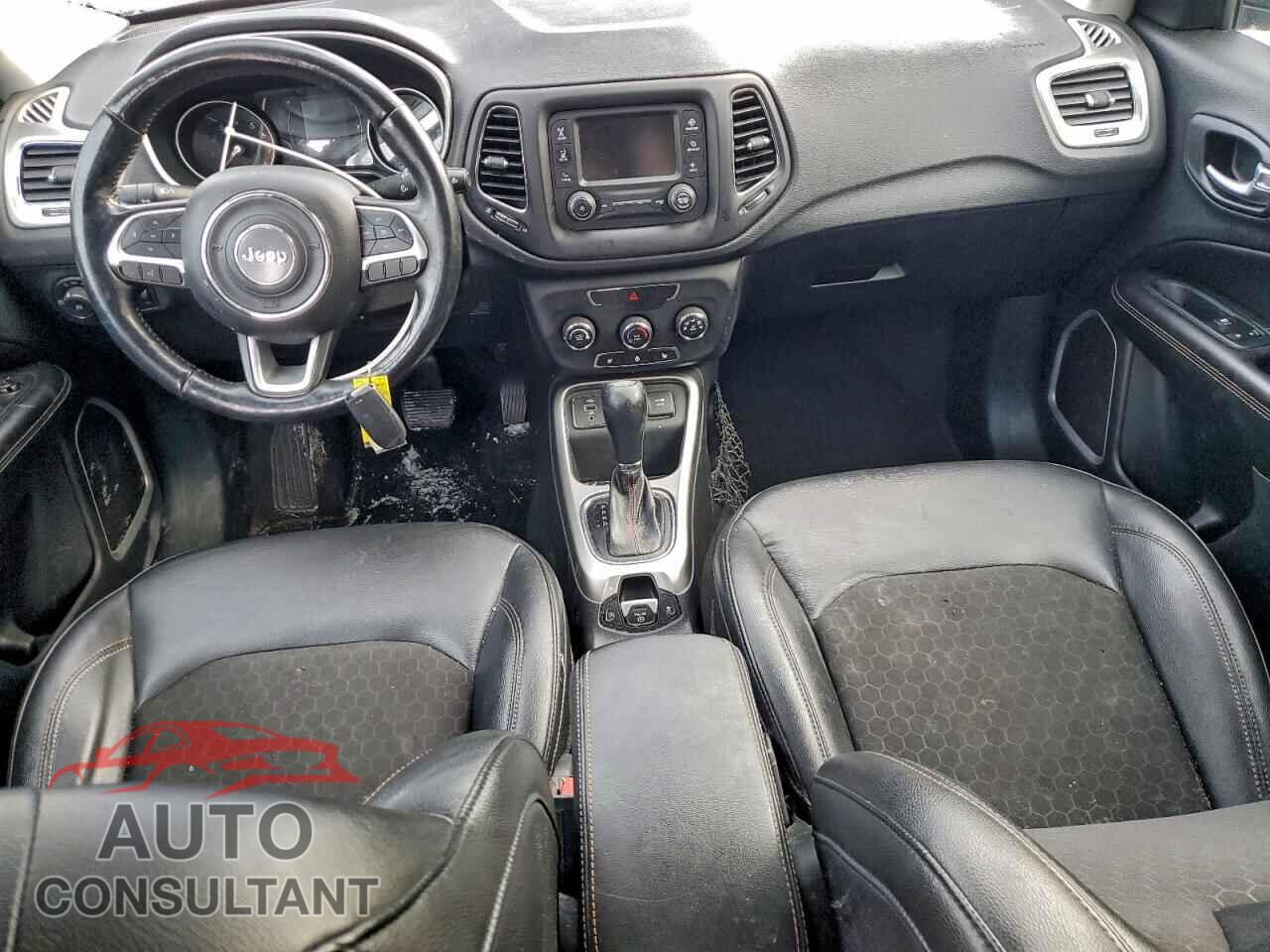 JEEP COMPASS 2018 - 3C4NJCBB7JT165843
