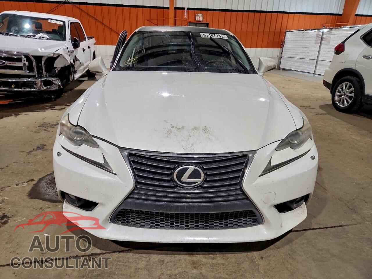 LEXUS IS 2014 - JTHCF1D26E5002471