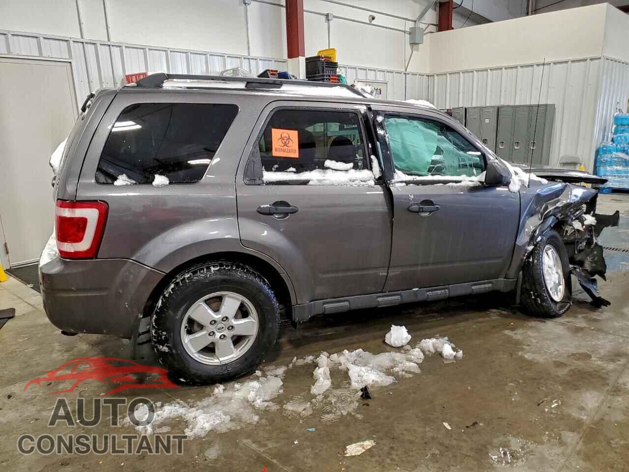FORD ESCAPE 2011 - 1FMCU9DG6BKB03374