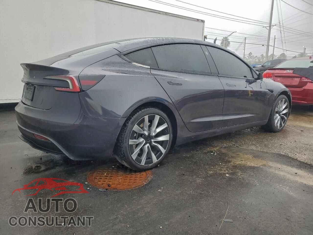TESLA MODEL 3 2024 - 5YJ3E1EA8RF727326
