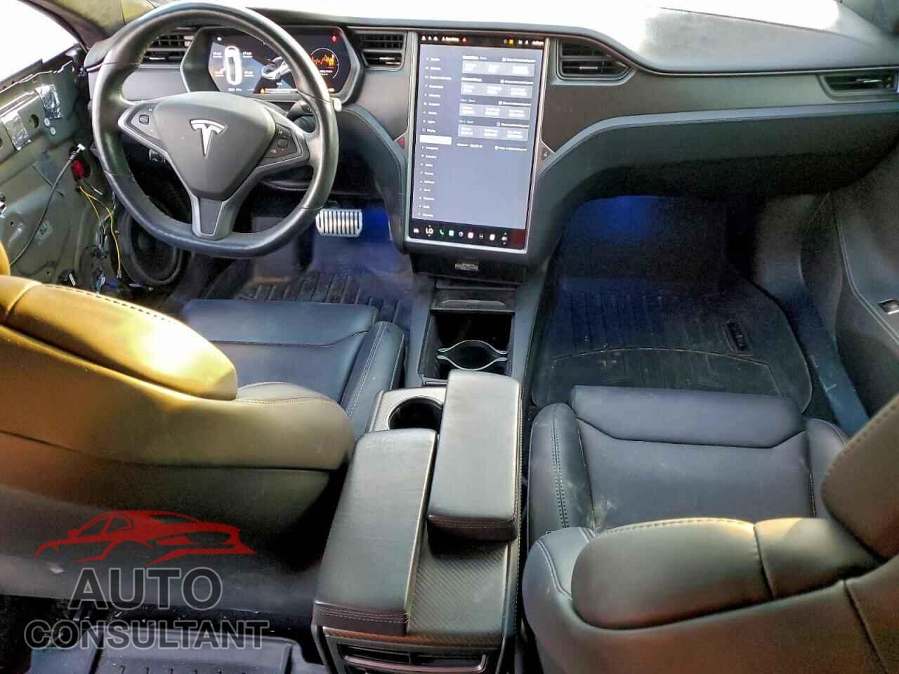 TESLA MODEL S 2018 - 5YJSA1E20JF272475