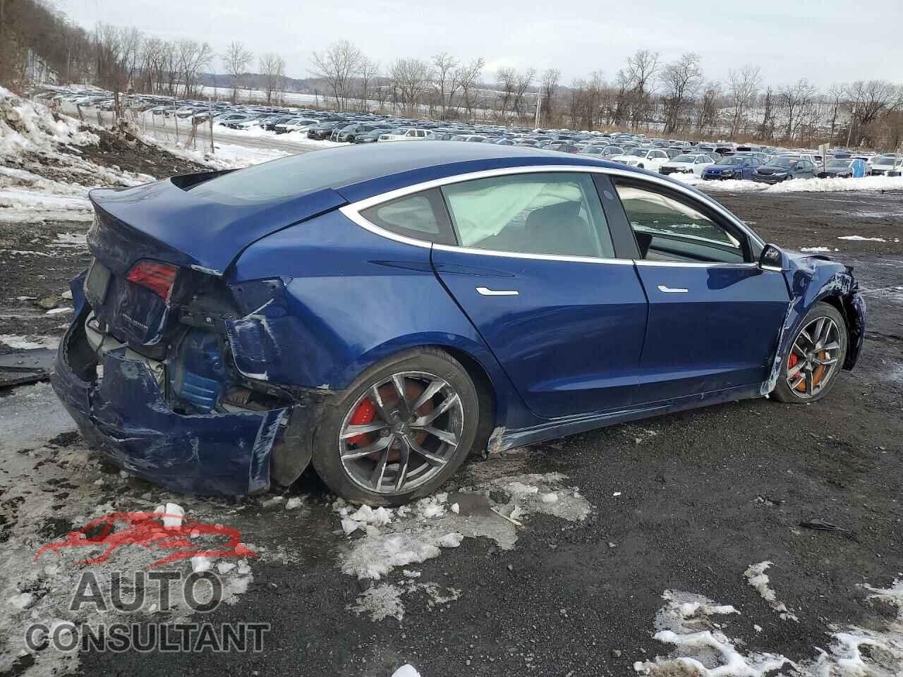 TESLA MODEL 3 2019 - 5YJ3E1EB3KF237763