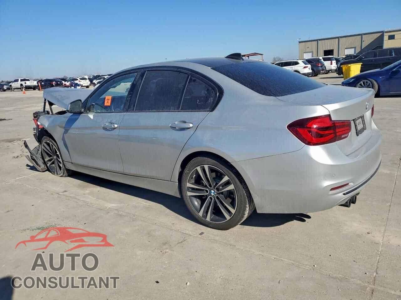 BMW 3 SERIES 2018 - WBA8B9C50JEE83048