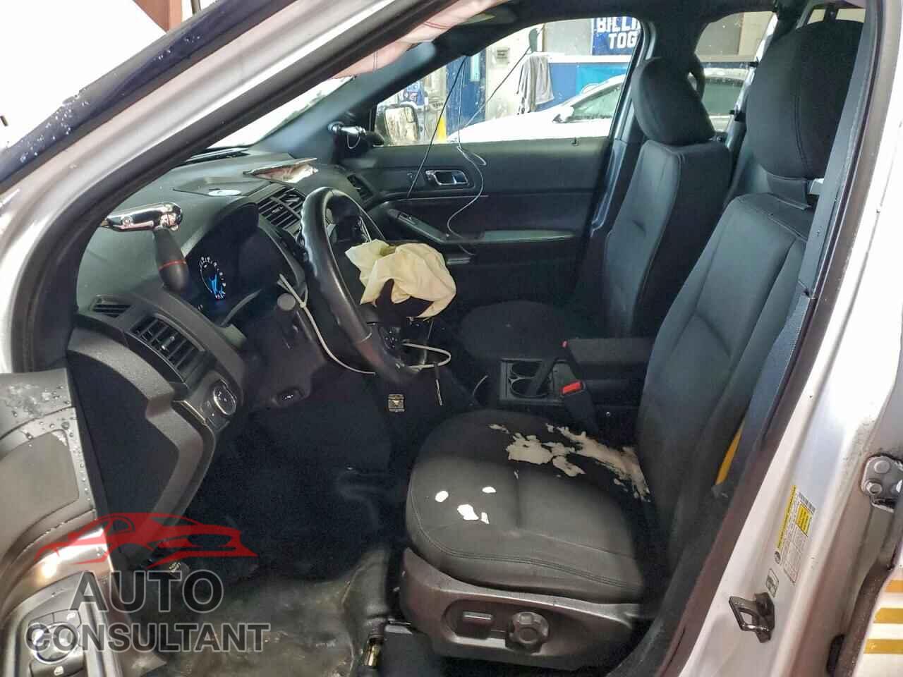 FORD EXPLORER 2018 - 1FM5K8AR4JGB67865