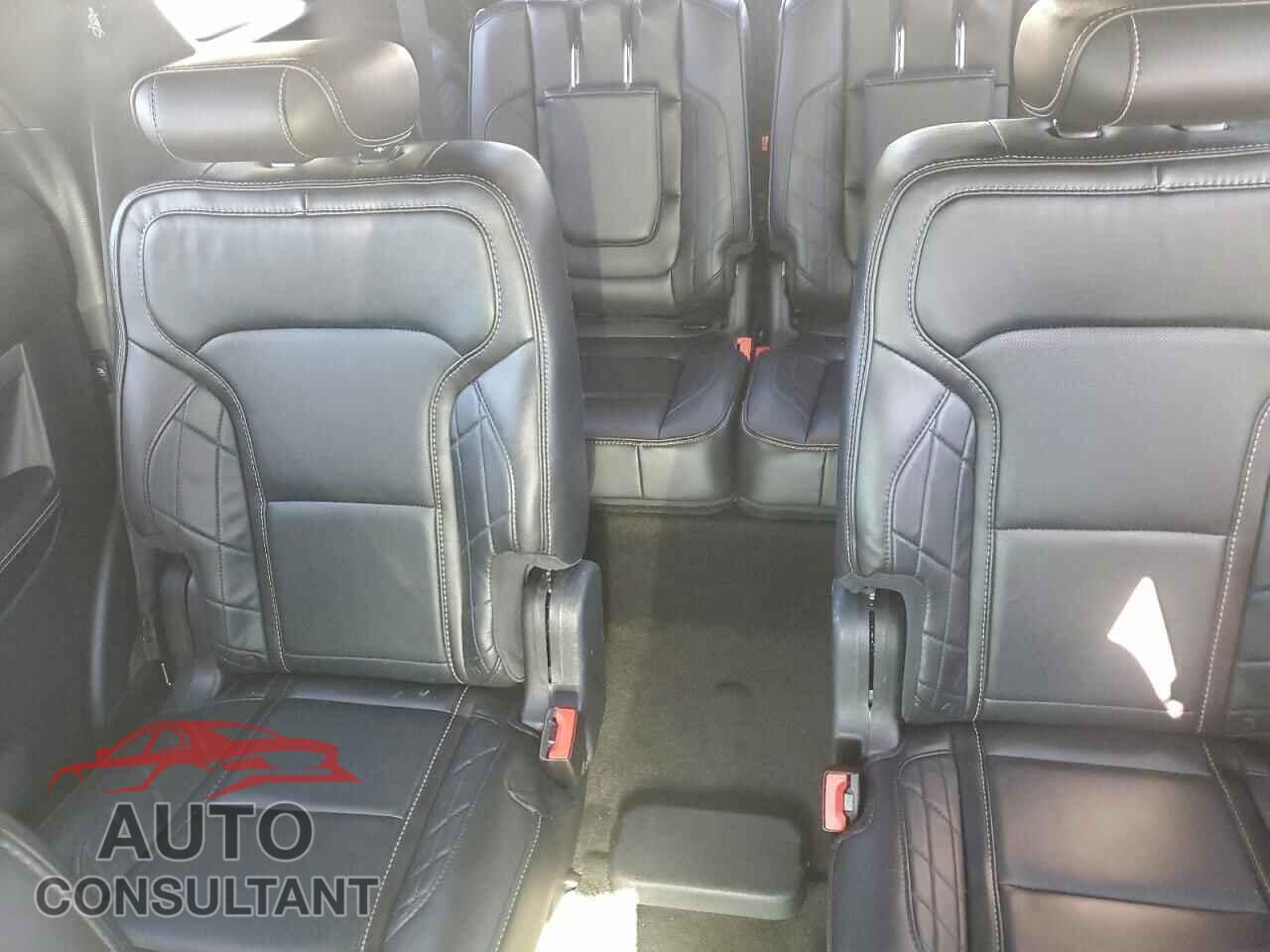 FORD EXPLORER 2018 - 1FM5K8HT5JGB75328
