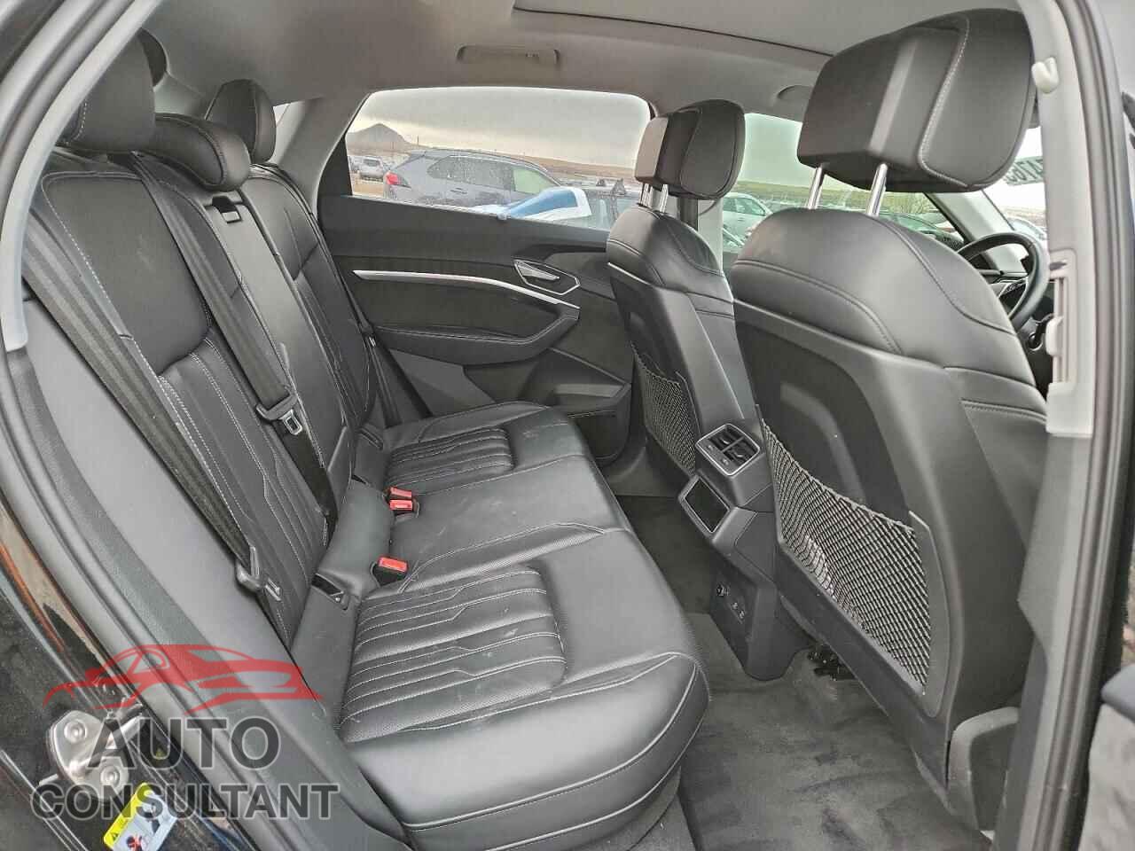 AUDI E-TRON 2021 - WA13AAGE6MB038399