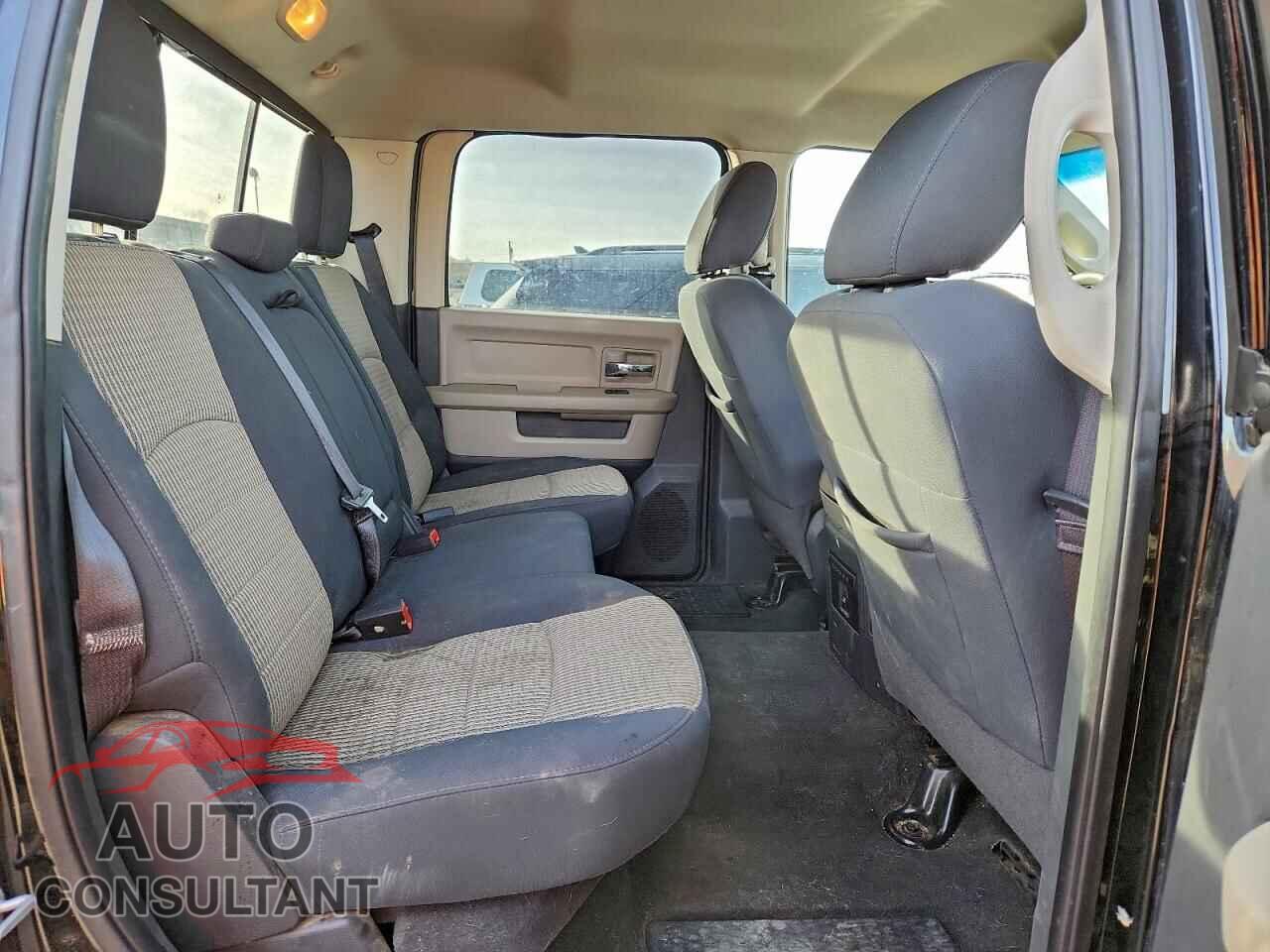 DODGE RAM 1500 2012 - 1C6RD7LTXCS152135