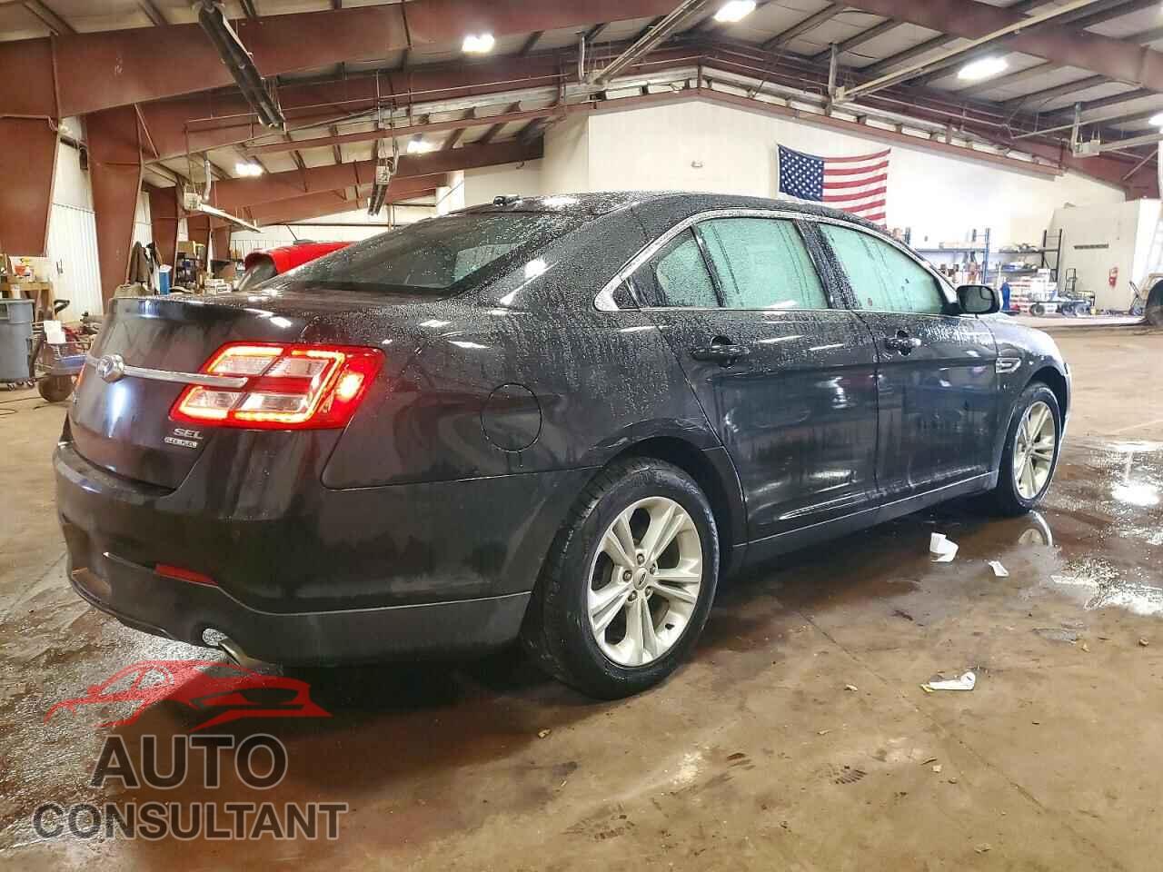 FORD TAURUS 2015 - 1FAHP2E85FG115367