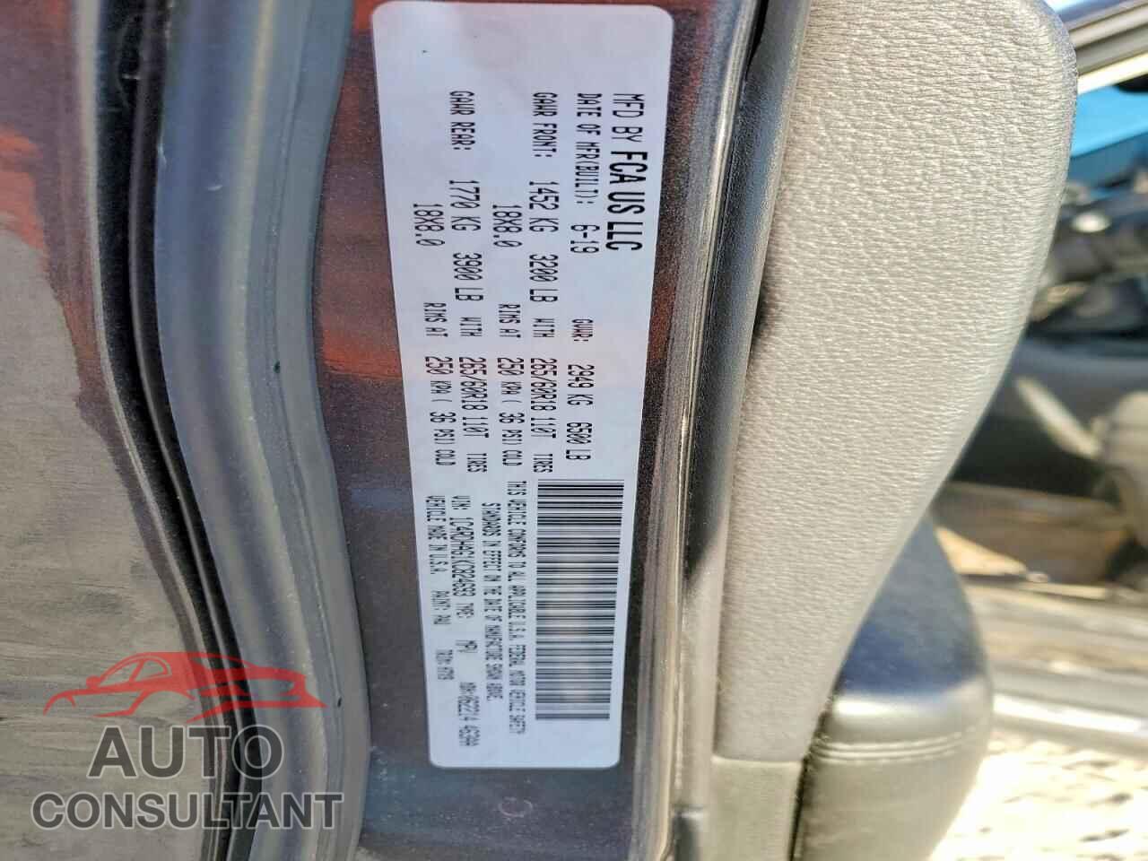 DODGE DURANGO 2019 - 1C4RDHAG1KC824693