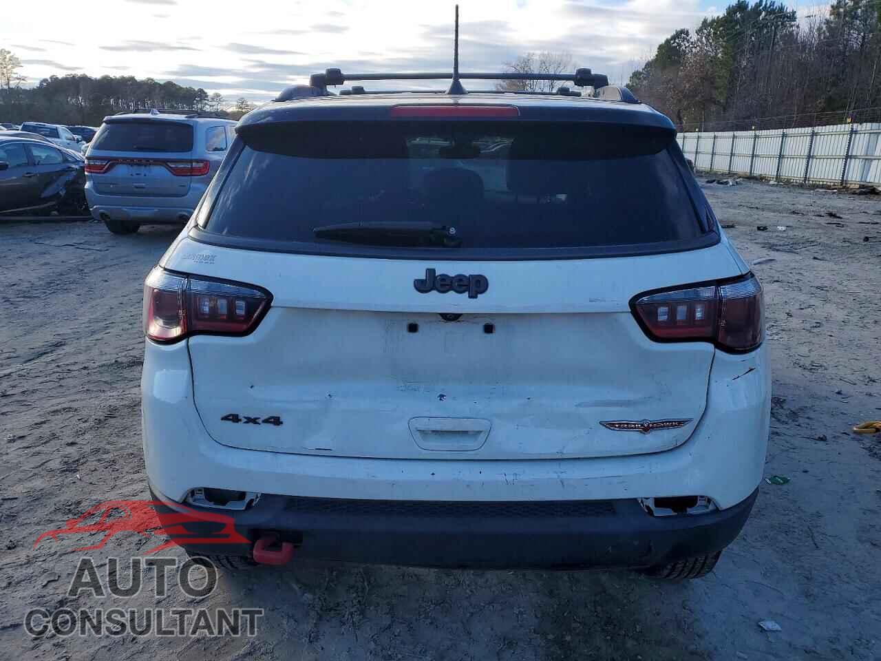JEEP COMPASS 2019 - 3C4NJDDB4KT627554