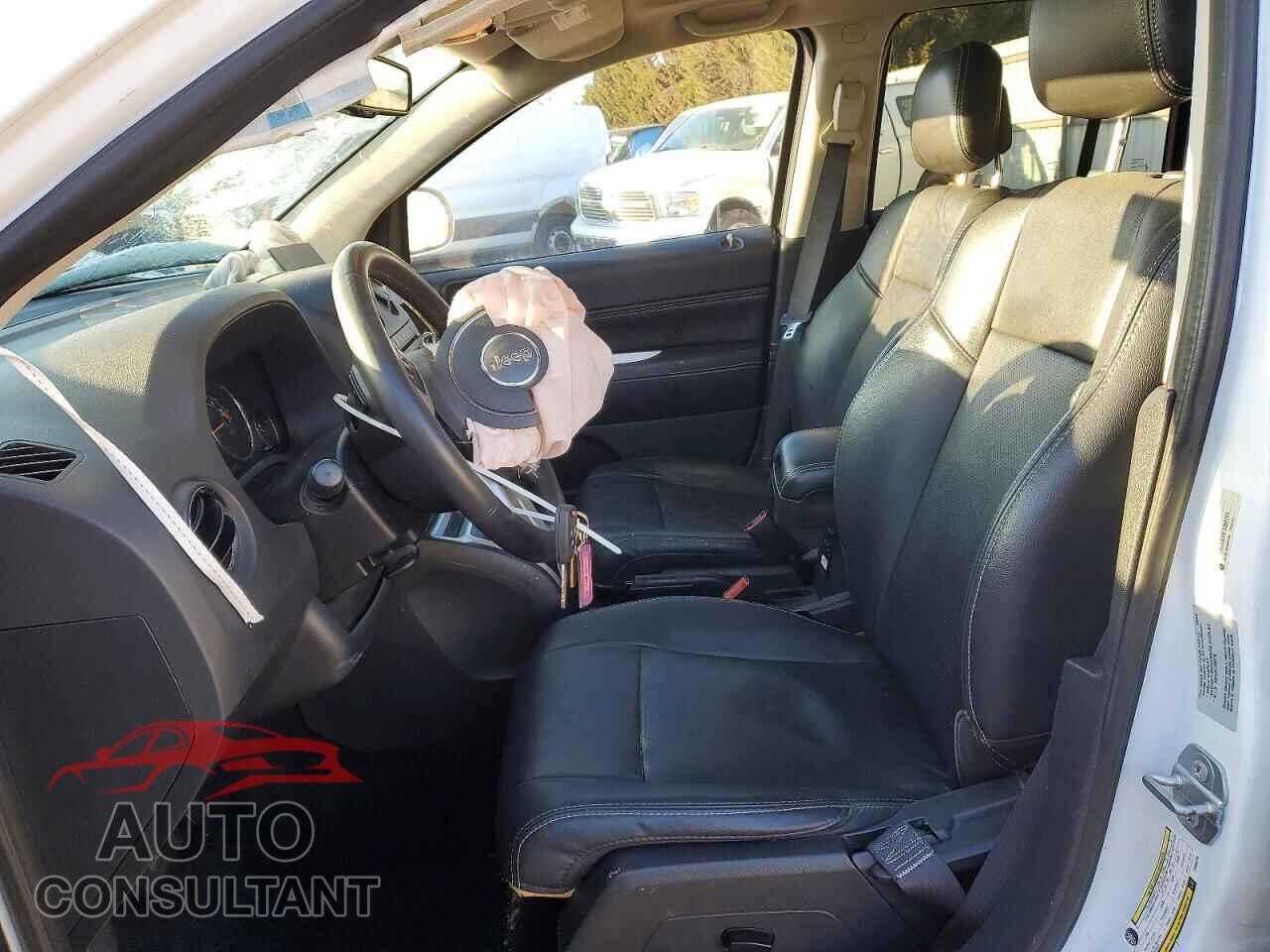 JEEP COMPASS 2015 - 1C4NJCEAXFD398745