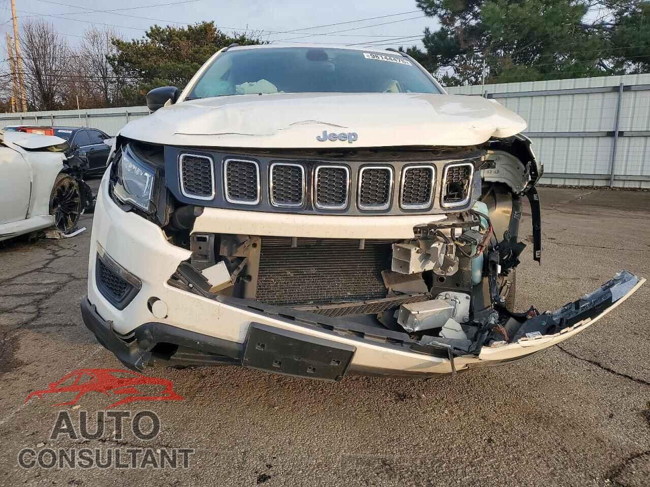 JEEP COMPASS 2017 - 3C4NJDAB5HT647311