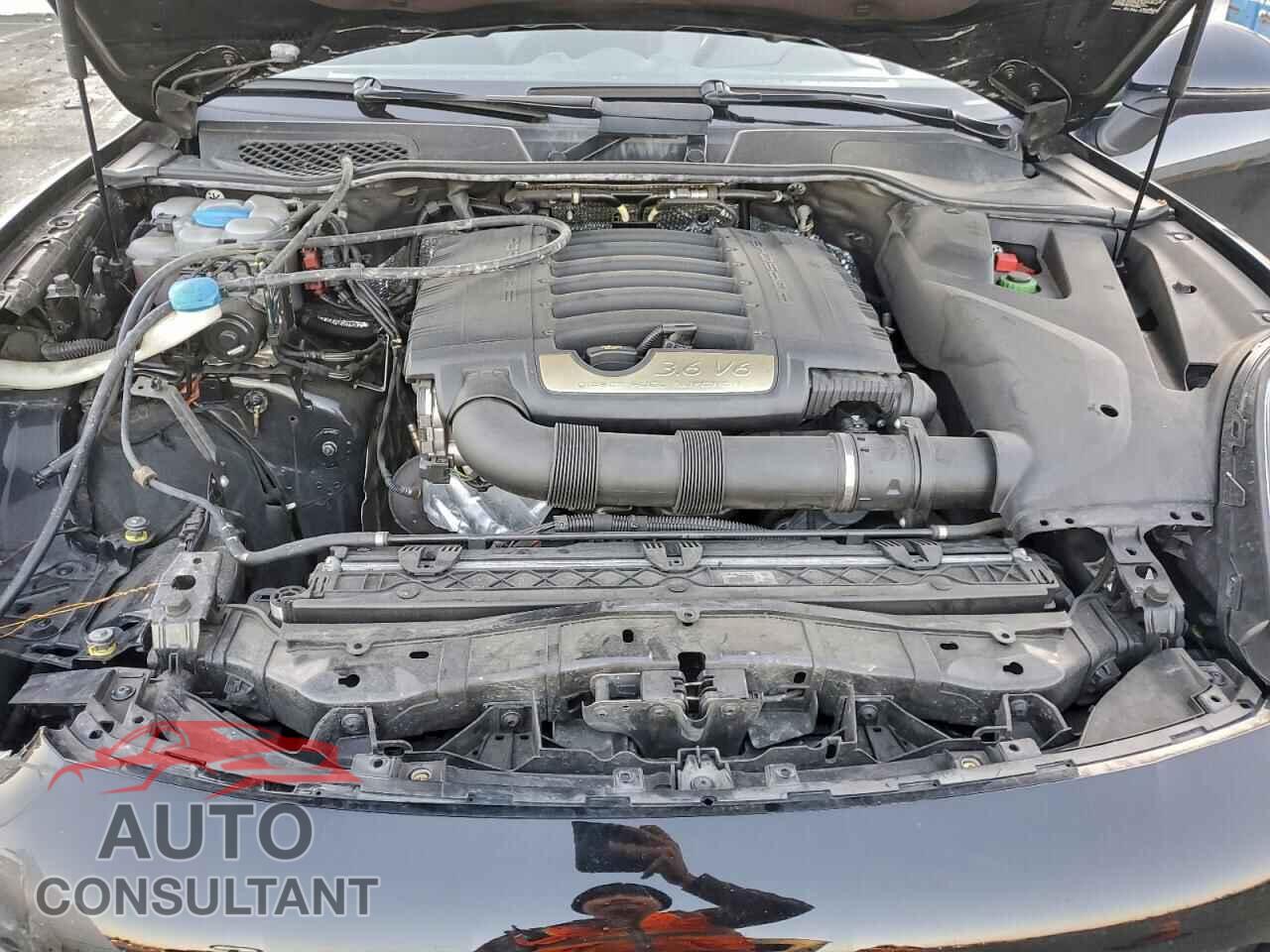 PORSCHE CAYENNE 2017 - WP1AA2A29HKA86985
