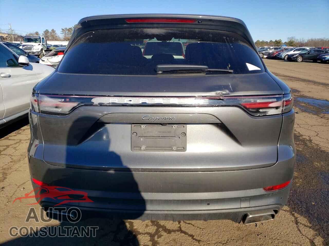 PORSCHE CAYENNE 2019 - WP1AA2AY0KDA02827