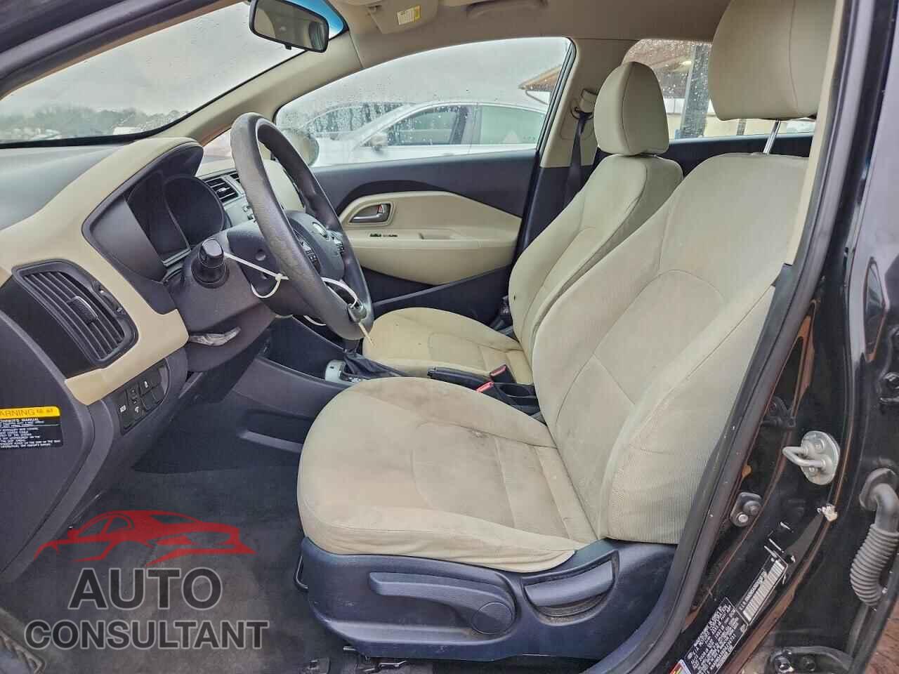 KIA RIO 2013 - KNADM5A36D6236731