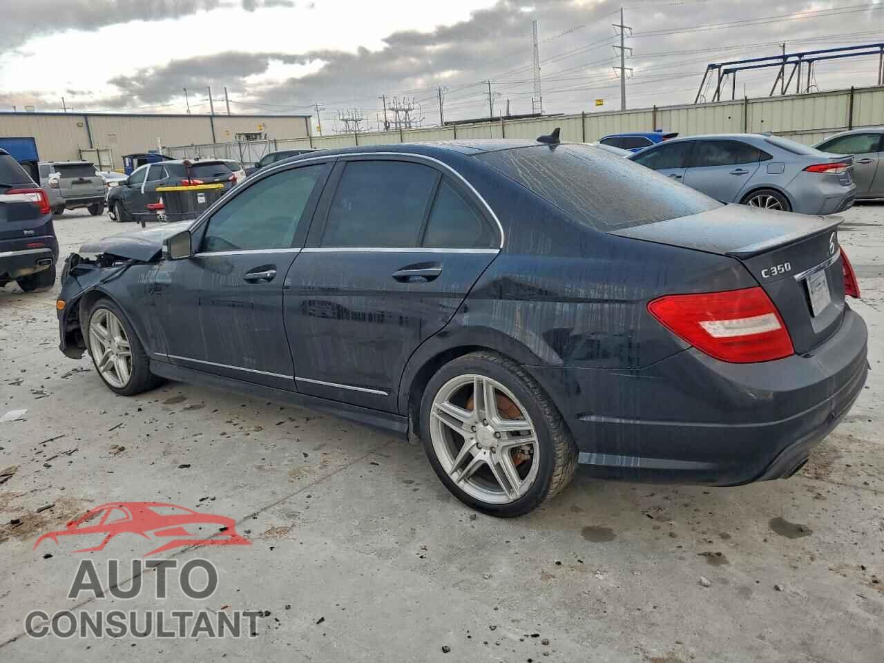 MERCEDES-BENZ C-CLASS 2013 - WDDGF5HB1DA782170