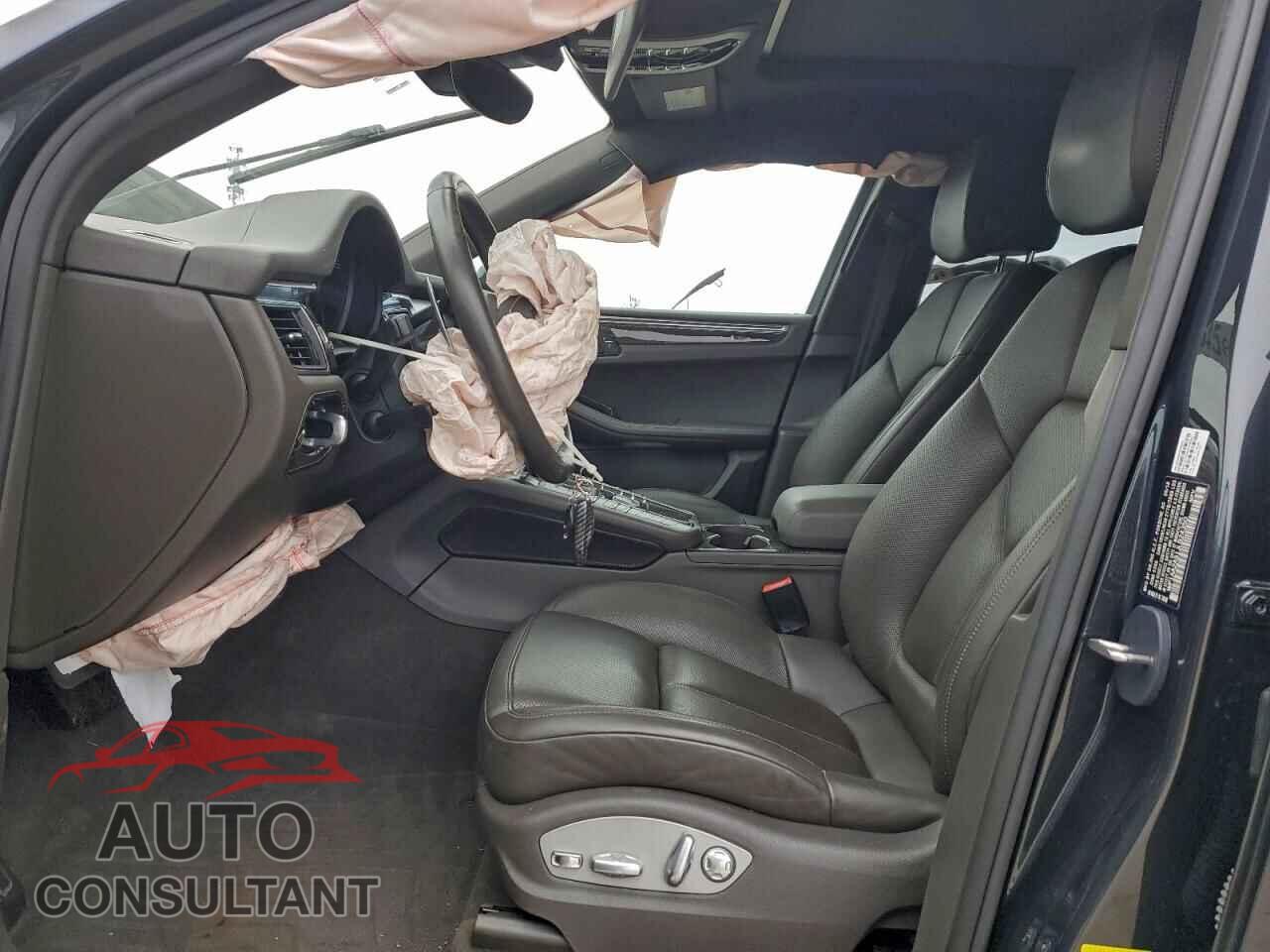 PORSCHE MACAN 2018 - WP1AA2A51JLB24350
