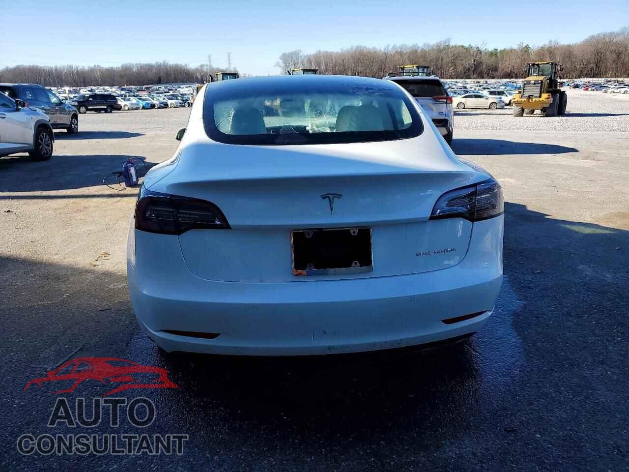 TESLA MODEL 3 2022 - 5YJ3E1EB2NF102617