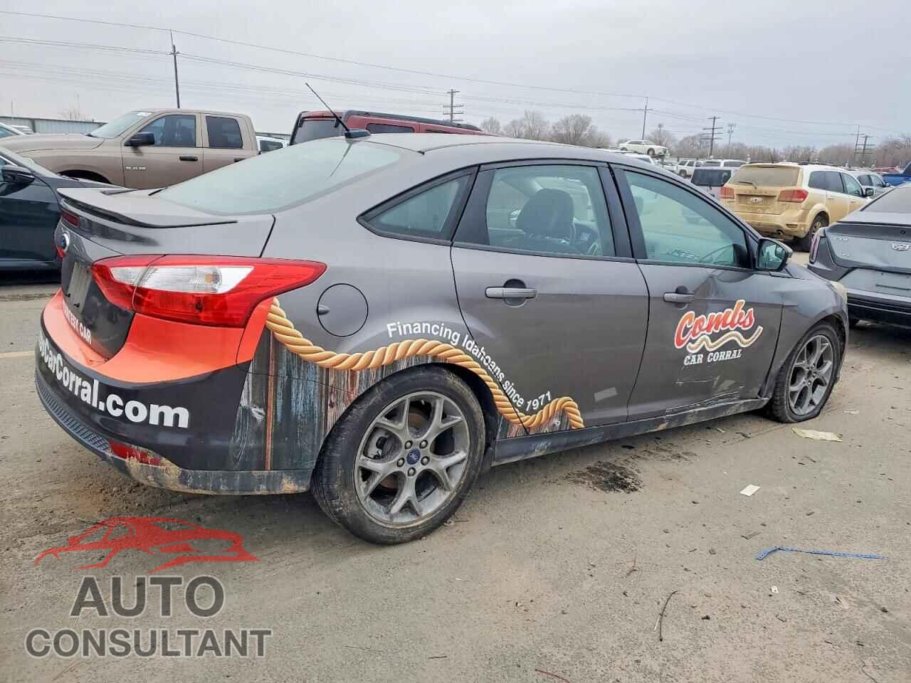 FORD FOCUS 2014 - 1FADP3F2XEL220135