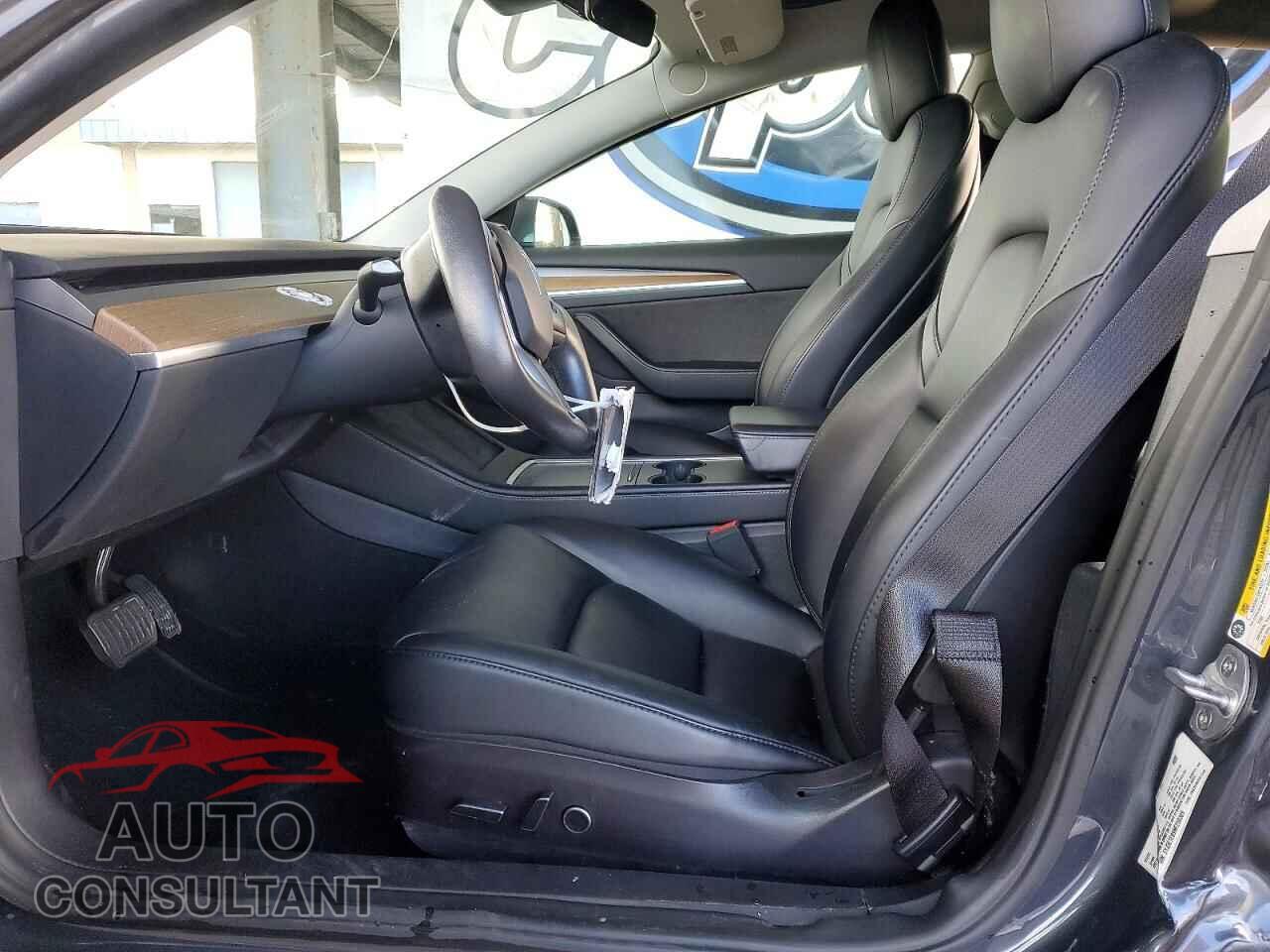 TESLA MODEL 3 2022 - 5YJ3E1EB9NF250389