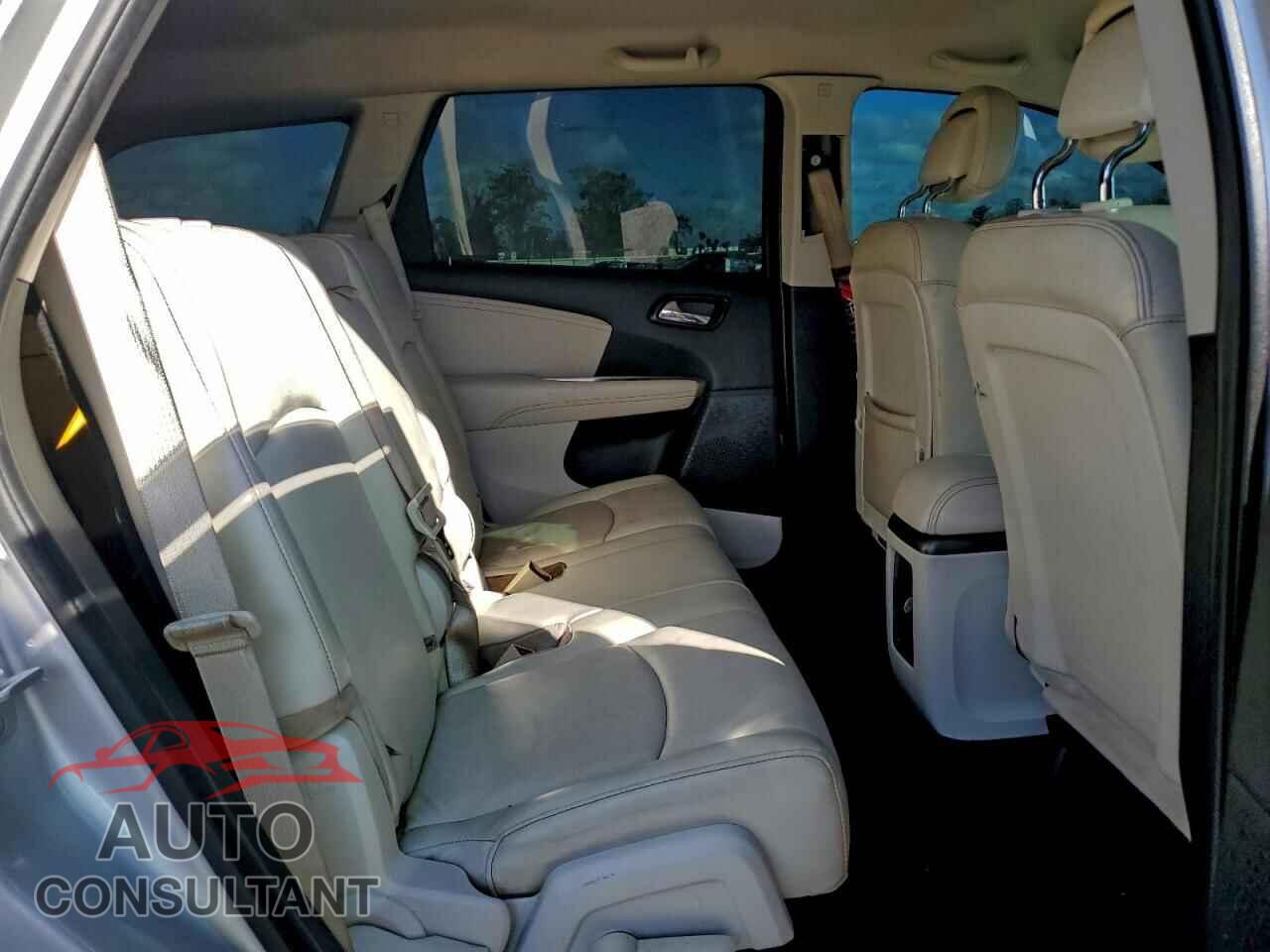DODGE JOURNEY 2013 - 3C4PDCDG7DT684629