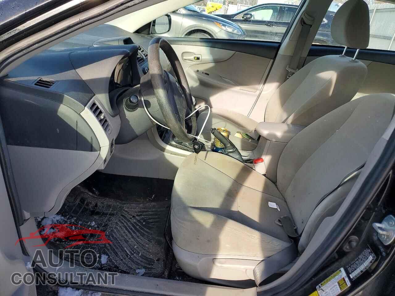 TOYOTA COROLLA 2013 - 2T1BU4EE1DC007253