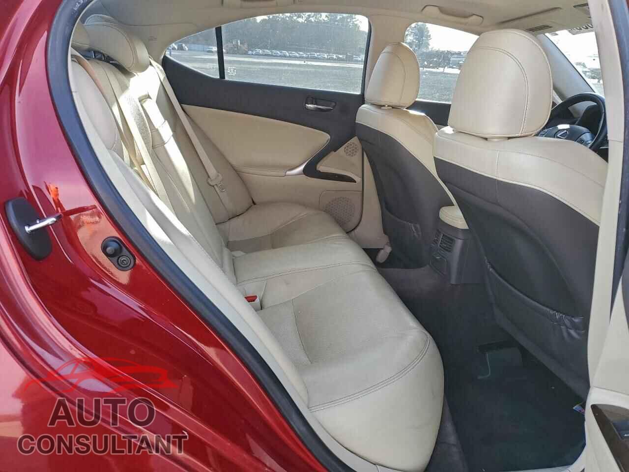 LEXUS IS 2012 - JTHBF5C25C5181801