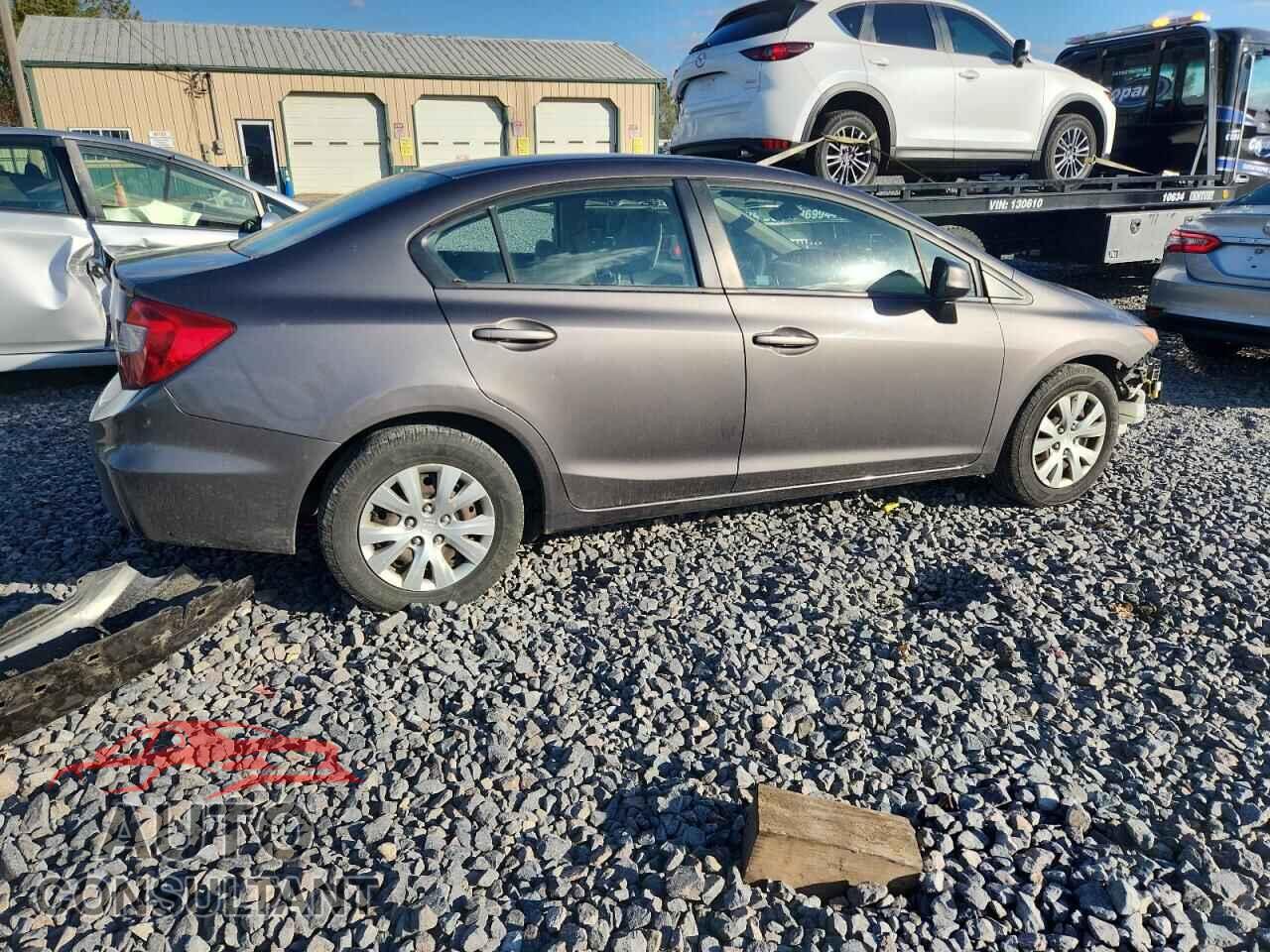 HONDA CIVIC 2012 - 19XFB2F58CE080243