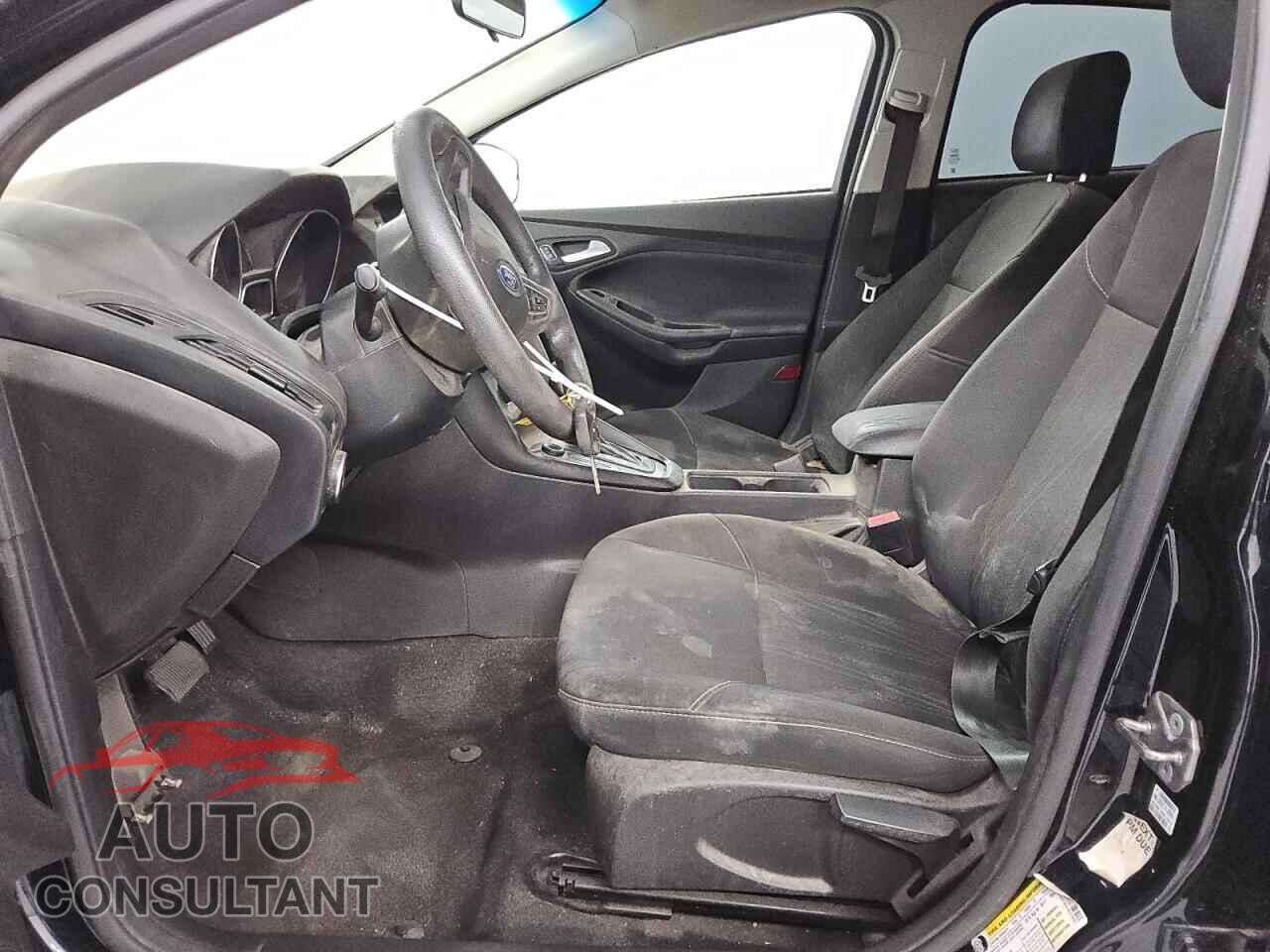 FORD FOCUS 2017 - 1FADP3K21HL278287