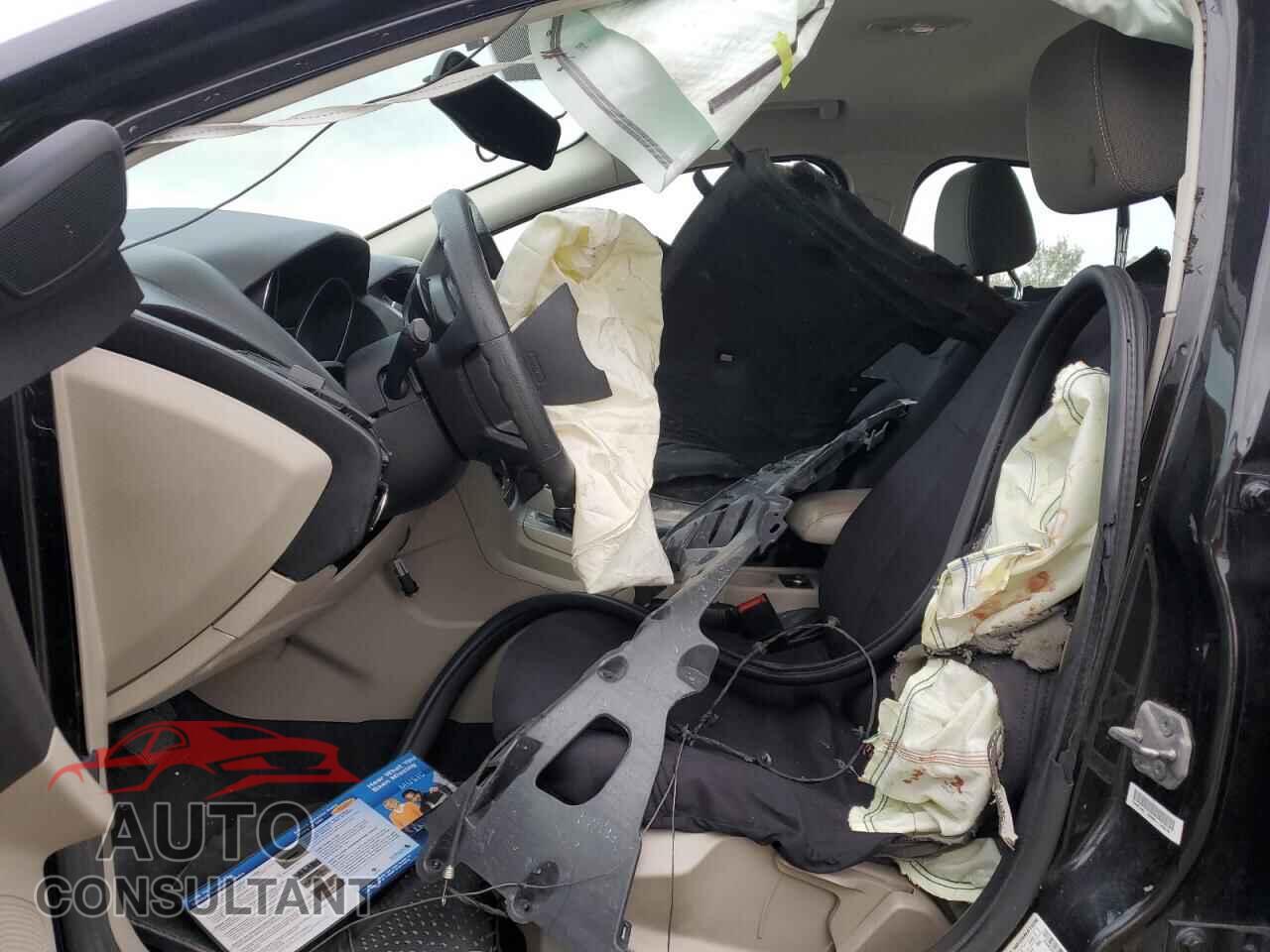 FORD FOCUS 2012 - 1FAHP3F28CL299285