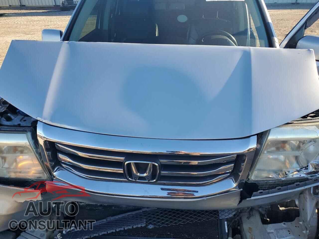 HONDA PILOT 2013 - 5FNYF3H58DB034052