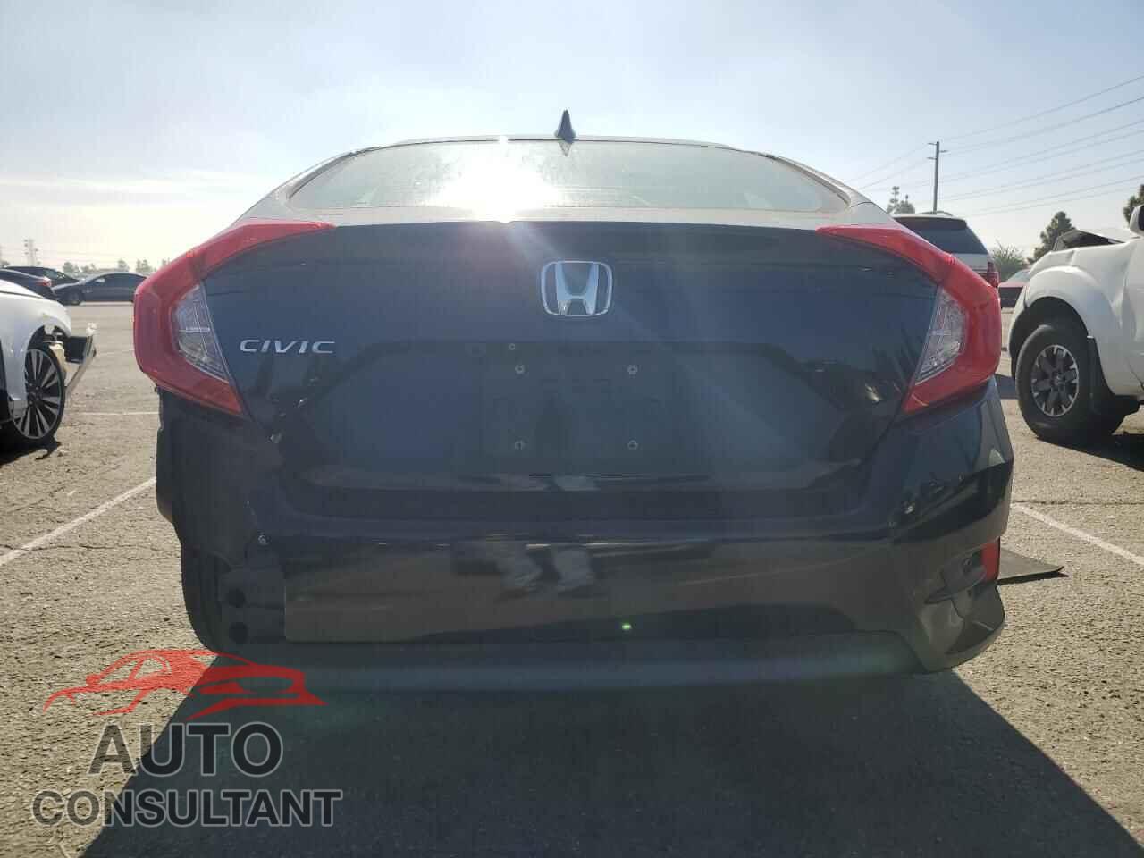 HONDA CIVIC 2017 - 2HGFC2F70HH502646