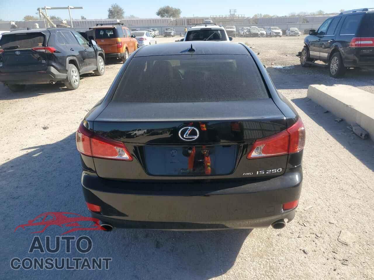 LEXUS IS 2012 - JTHCF5C20C5057102