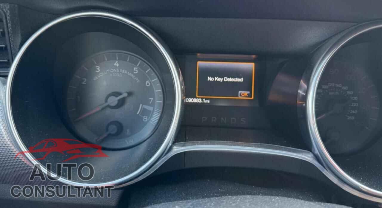 FORD MUSTANG 2018 - 1FA6P8CF9J5121320