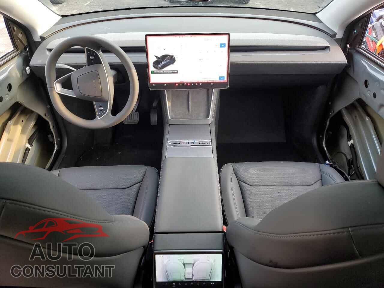 TESLA MODEL Y 2026 - 7SAYGDED1TA484008